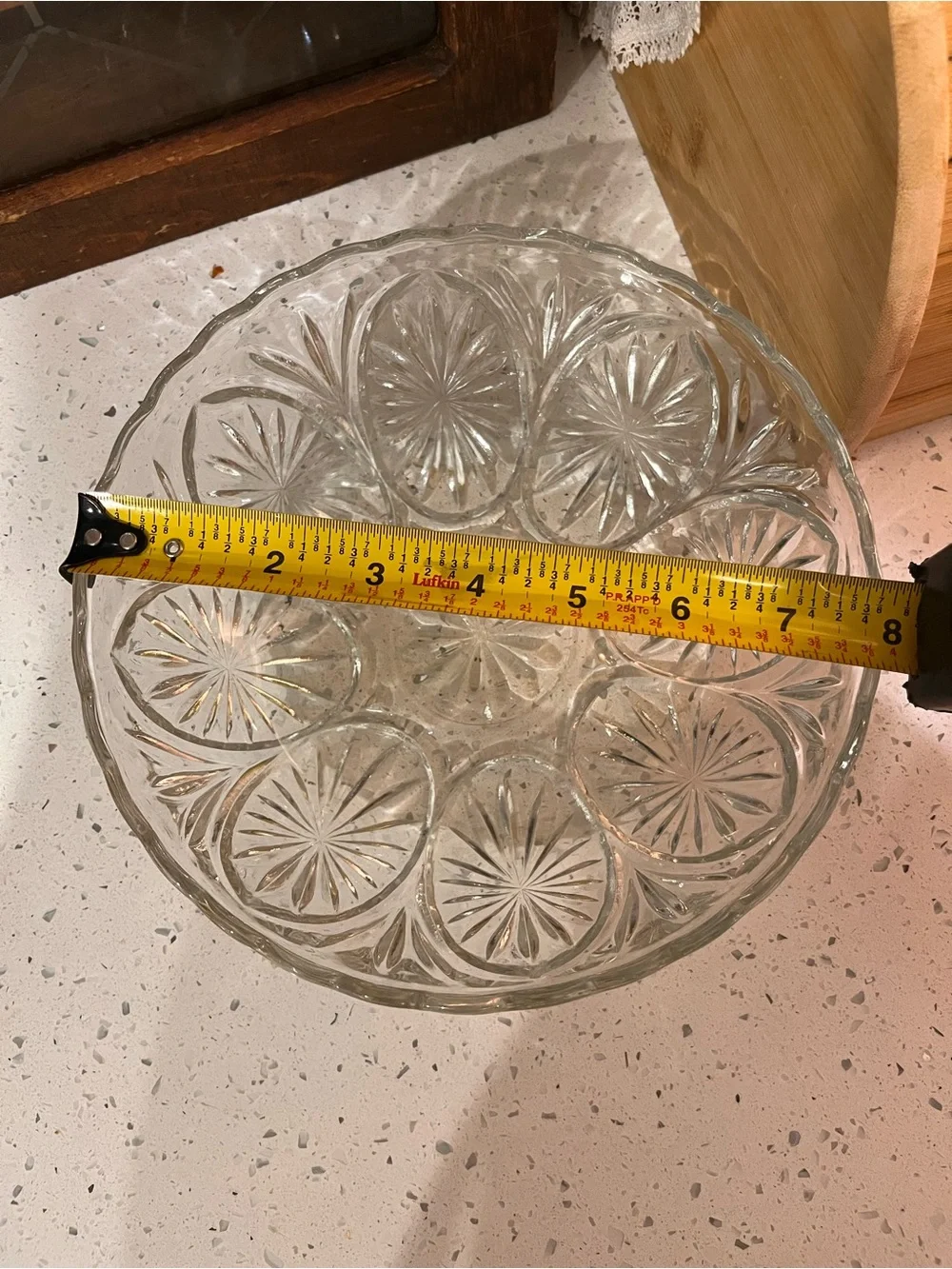 Clear Cut Glass Serving Bowl - Elegant Crystal-Style Design